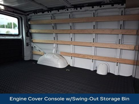 Used 2025 Chevrolet Express 2500 w/ Driver Convenience Package RWD image 21