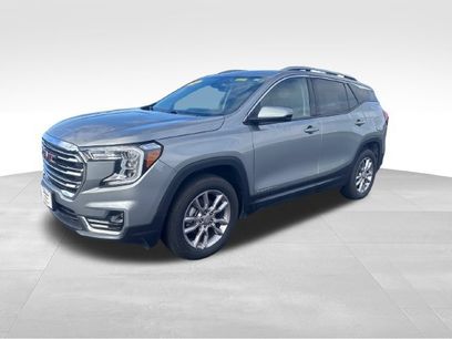 Used 2024 GMC Terrain SLT