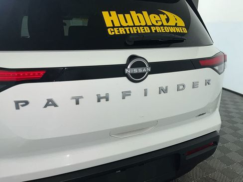 Used 2025 Nissan Pathfinder SV AWD/4WD image 11