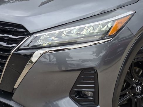 Used 2022 Nissan Kicks SR w/ Interior Electronics Package image 8