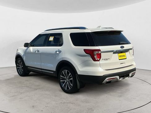 Used 2016 Ford Explorer Platinum AWD/4WD image 7