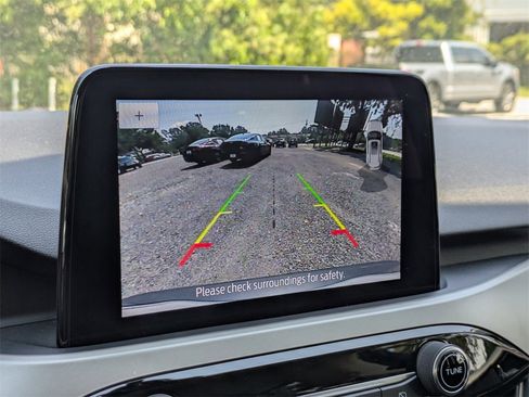 Used 2022 Ford Escape SEL image 21