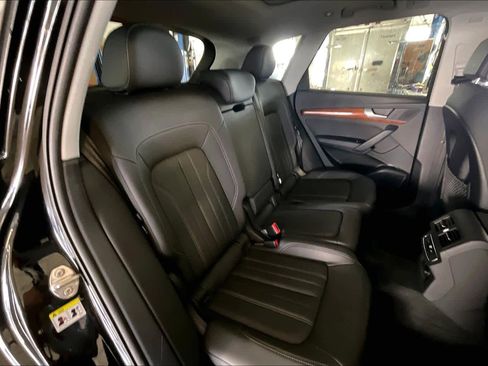 Used 2023 Audi Q5 2.0T Premium Plus image 18