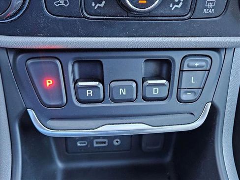 Used 2020 GMC Terrain SLT AWD/4WD image 12