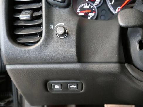 Used 2011 Chevrolet Corvette Grand Sport w/ Preferred Equipment Group image 12