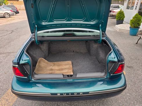 Used 1997 Buick Le Sabre Custom w/ Headliner Lighting Pkg FWD image 13