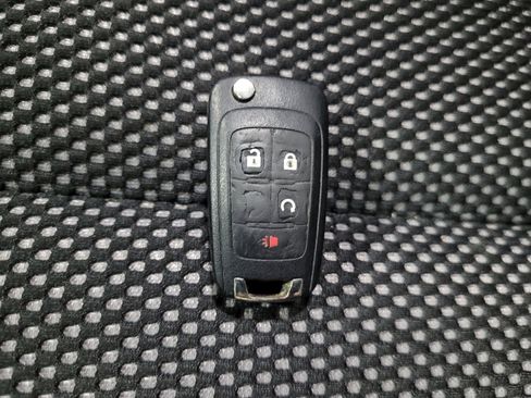 Used 2015 Chevrolet Equinox LT image 32