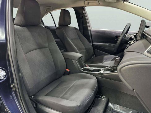 Used 2023 Toyota Corolla LE w/ Carpet Mat Package (TMS) FWD image 42