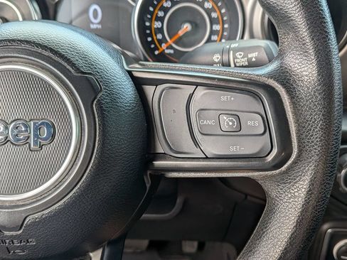 Used 2023 Jeep Wrangler Sport AWD/4WD image 21