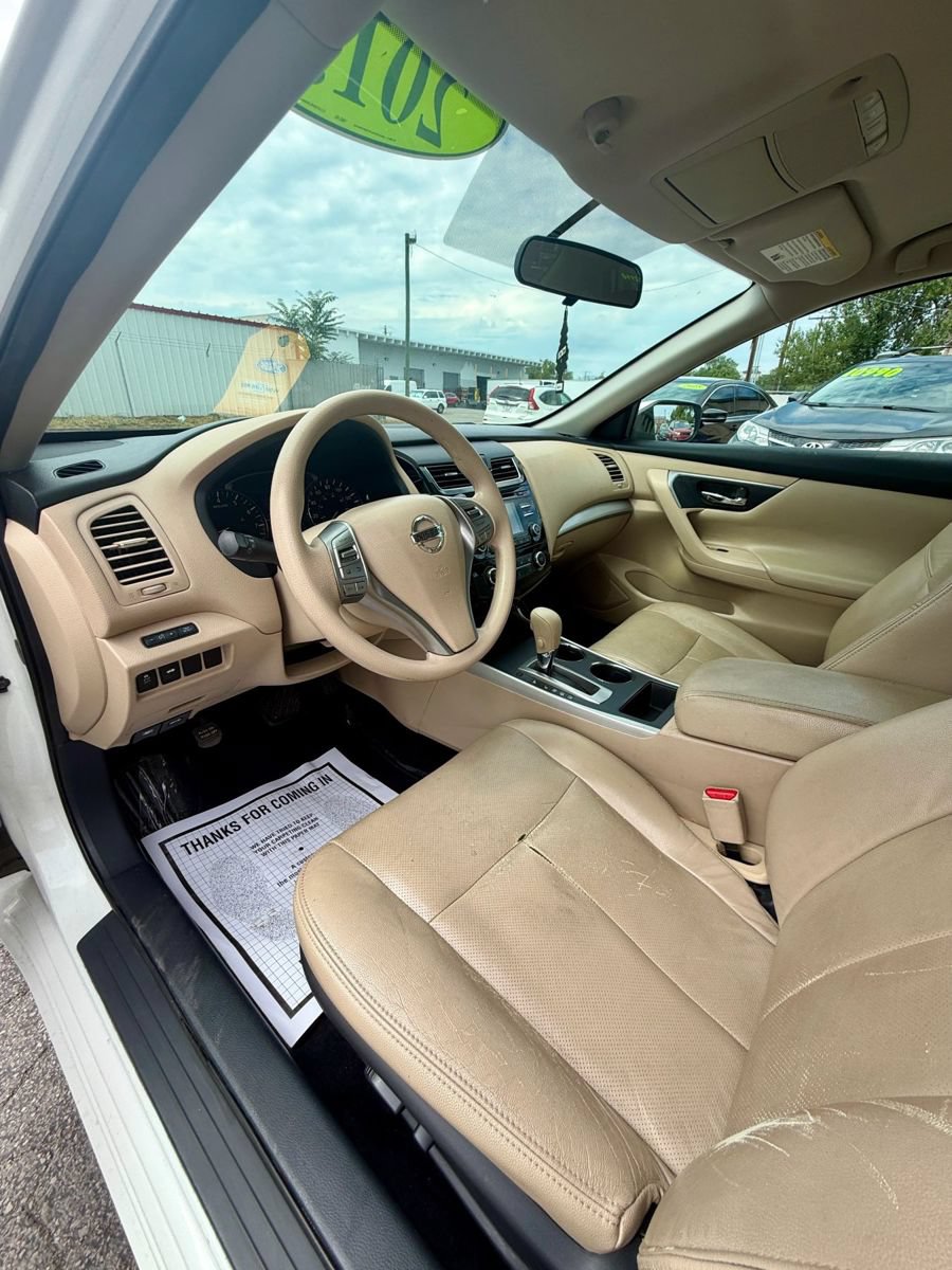 Used 2015 Nissan Altima 2.5 S w/ Sport Value Package FWD image 25