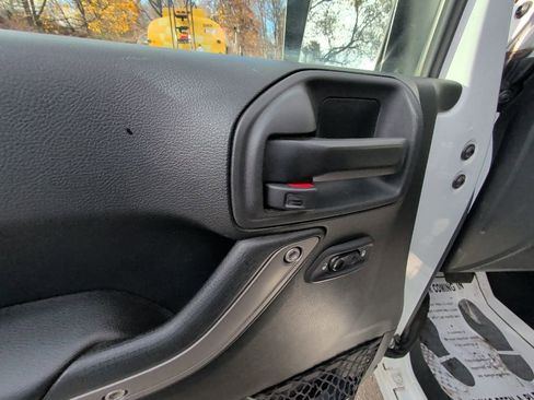 Certified 2018 Jeep Wrangler Unlimited Sport S image 12