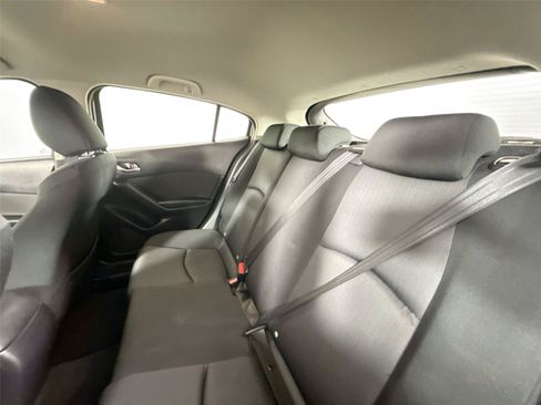 Used 2015 MAZDA MAZDA3 i Sport FWD image 26