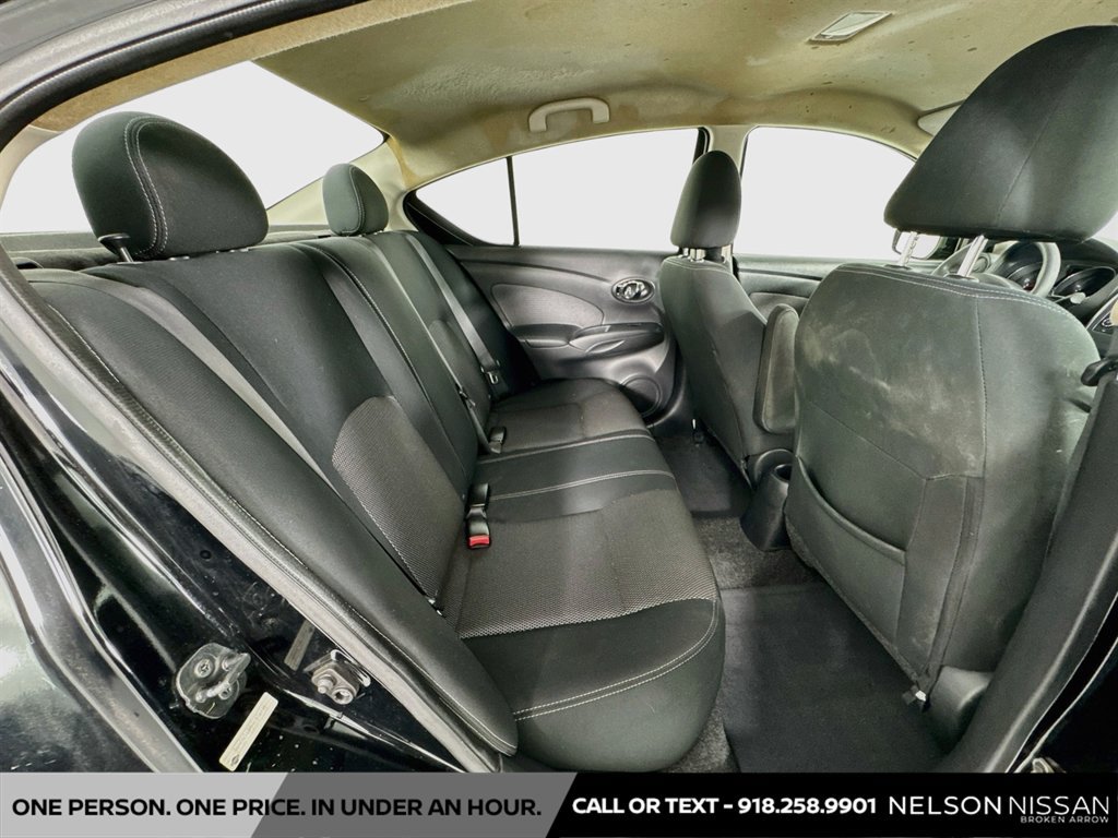 Used 2016 Nissan Versa SV FWD image 23