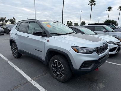 Used 2025 Jeep Compass Trailhawk