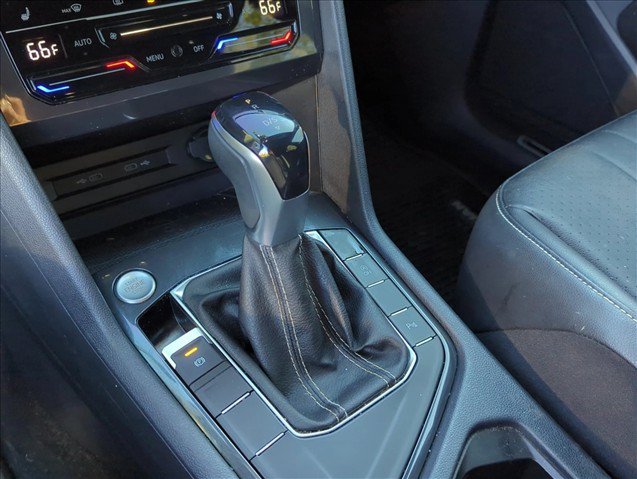 Used 2022 Volkswagen Tiguan SE R-Line FWD image 28