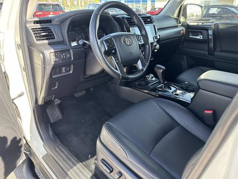 Used 2023 Toyota 4Runner 40th Anniversary SE image 10