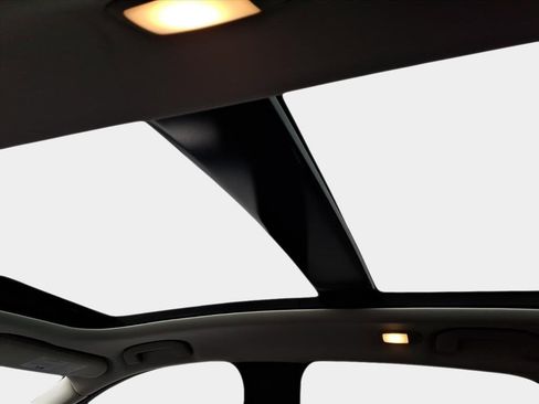 Used 2021 INFINITI QX50 Luxe image 11