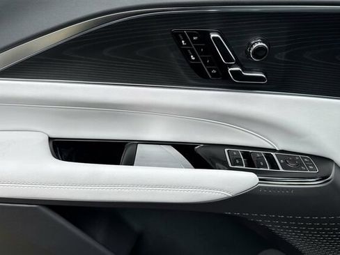 New 2026 Cadillac Lyriq Luxury image 11