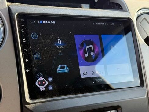 Used 2011 Ford F150 Lariat image 24