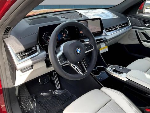 New 2026 BMW X2 xDrive28i w/ Technology Package AWD/4WD image 17