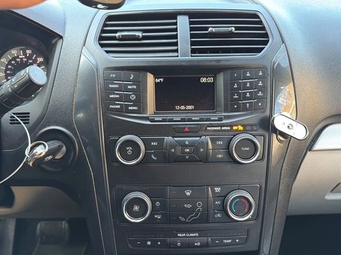 Used 2018 Ford Explorer 4WD image 18