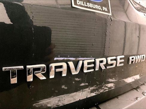 Used 2019 Chevrolet Traverse LT image 13