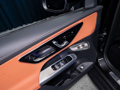 New 2026 Mercedes-Benz GLC 300 image 11