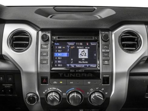 Used 2017 Toyota Tundra SR5 image 10