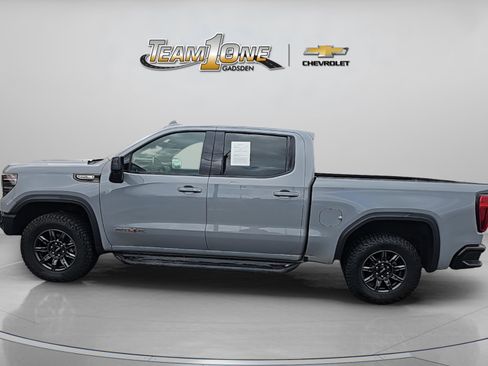 Used 2024 GMC Sierra 1500 AT4X image 11