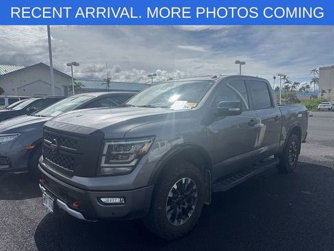 Used 2021 Nissan Titan PRO-4X w/ Pro-4x Convenience Package image 1