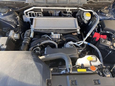 Used 2023 Subaru Ascent Premium w/ Convenience Package image 9