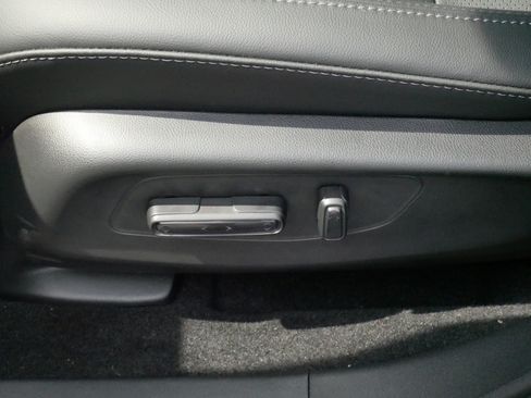 Certified 2027 Honda HR-V EX-L image 20