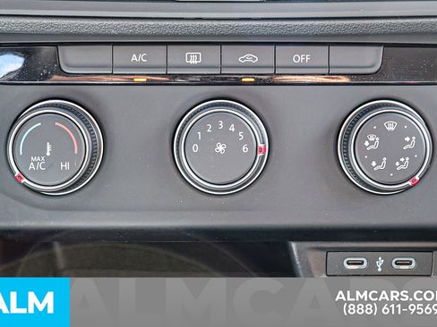 Used 2024 Volkswagen Jetta S image 33