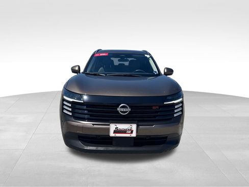 Certified 2025 Nissan Kicks SR image 10