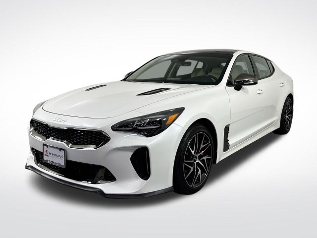 Used 2022 Kia Stinger GT-Line w/ Sun & Sound Package AWD/4WD image 2