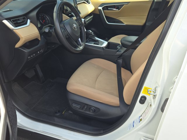 Used 2022 Toyota RAV4 XLE w/ Convenience Package AWD/4WD image 12