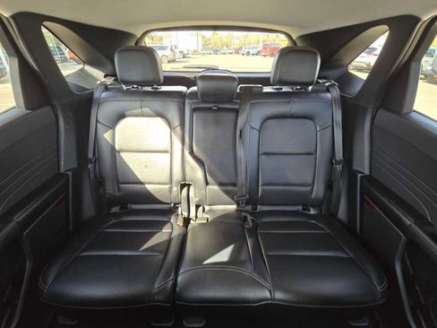 Used 2021 Ford Escape SEL image 17