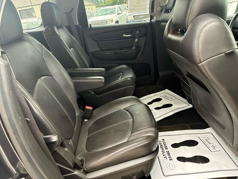 Used 2015 GMC Acadia SLT AWD/4WD image 10