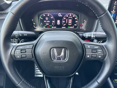 Used 2025 Honda Accord Sport image 25