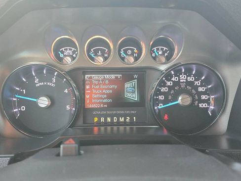 Used 2011 Ford F250 Lariat image 24