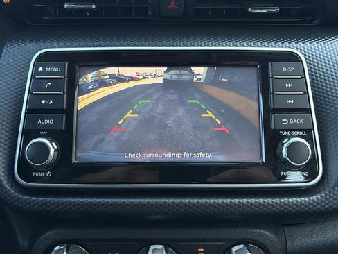 Used 2022 Nissan Kicks S FWD image 17