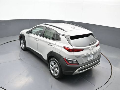 Certified 2022 Hyundai Kona SEL w/ Convenience Package AWD/4WD image 41
