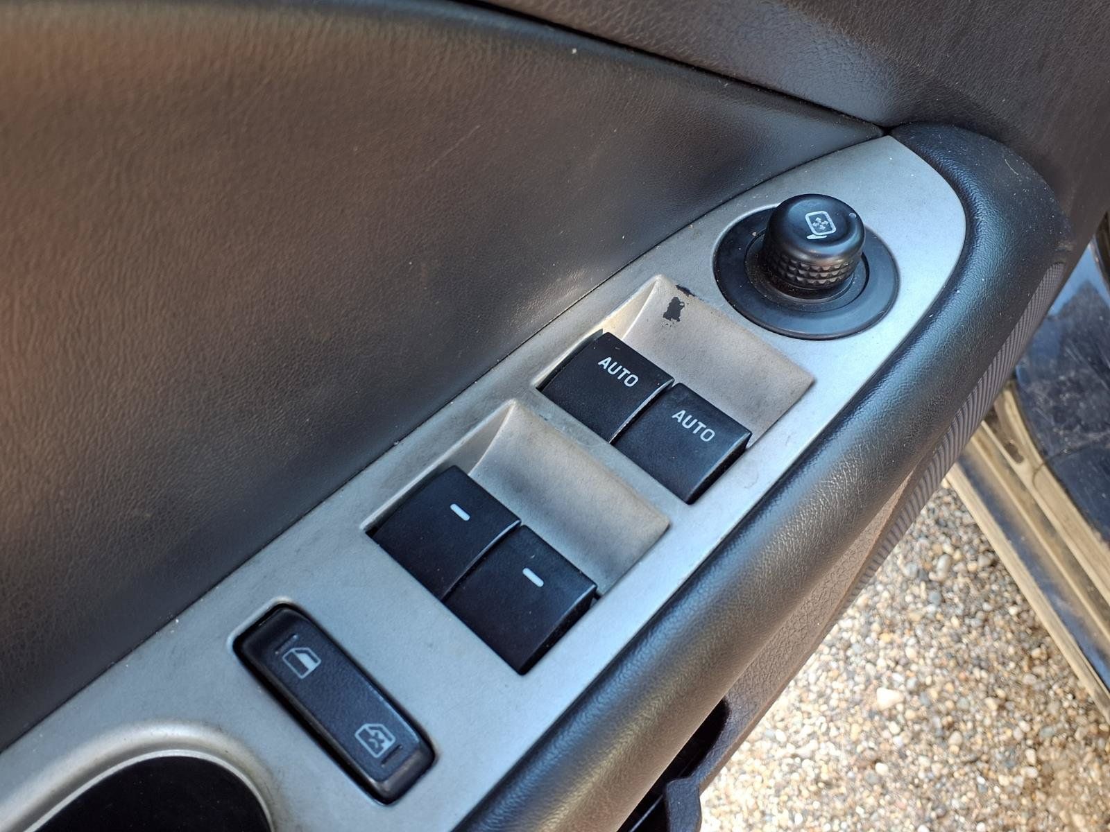 Used 2012 Ford Fusion Hybrid FWD image 14