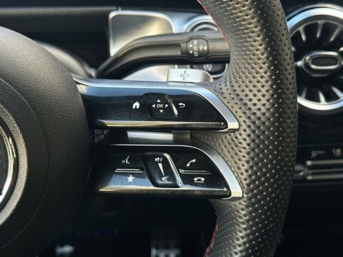 Certified 2024 Mercedes-Benz GLB 250 GLB 250 image 29