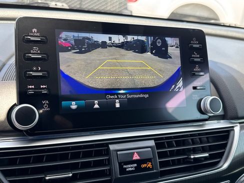 Used 2022 Honda Accord Sport image 29