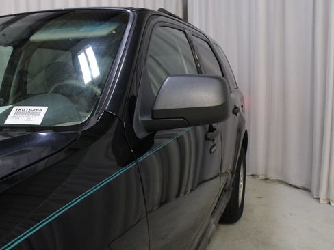 Used 2010 Ford Escape XLT AWD/4WD image 32