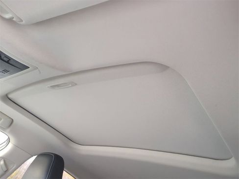 Used 2015 Lexus NX 300h AWD image 21