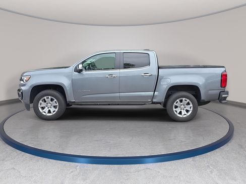 Used 2022 Chevrolet Colorado LT w/ Luxury Package RWD image 3