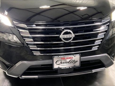 Used 2025 Nissan Rogue SL w/ Tech Package AWD/4WD image 30