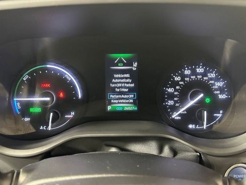 Used 2023 Toyota Sienna XSE image 19